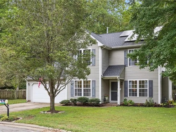 114 Pippin Dr, Suffolk, VA 23434