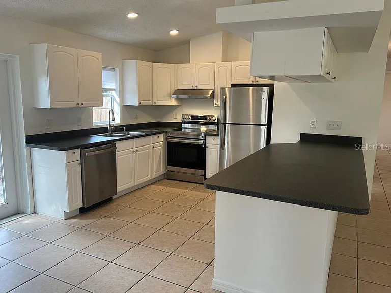 2773 Cypress Dr #C — Photo 10