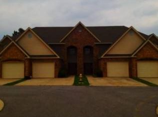 152 Rena Rd #D, Van Buren, AR 72956