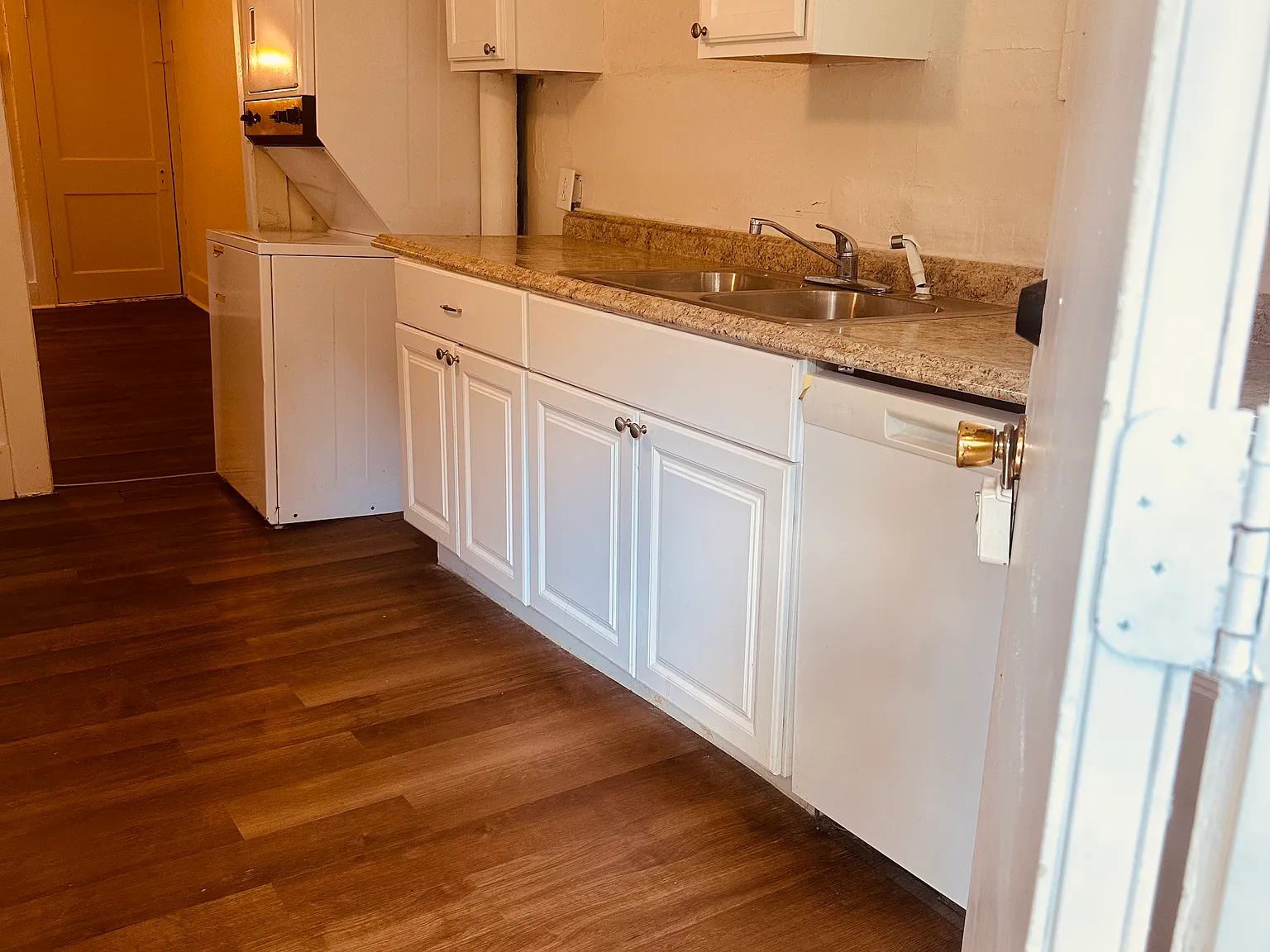 611 Rear Deacon — Photo 3