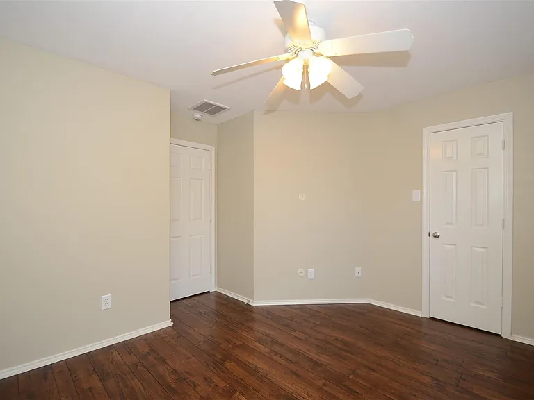 5606 Claybeck Ln — Photo 23