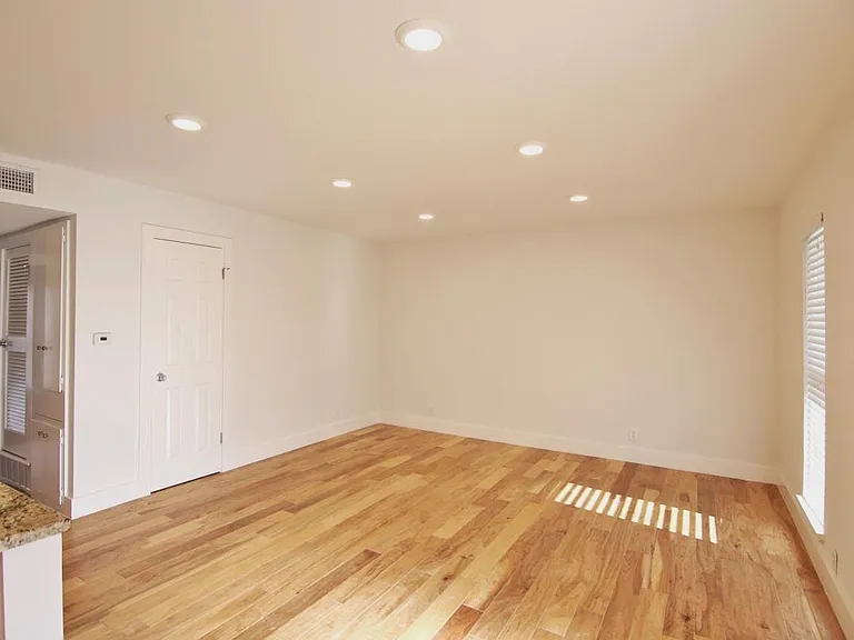 5820 Berkman Dr #204 — Photo 5