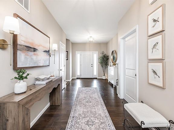 4th image of 804 Bluff Ridge Ln