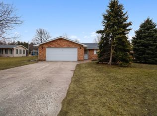 509 Fir Ct NW, Demotte, IN 46310