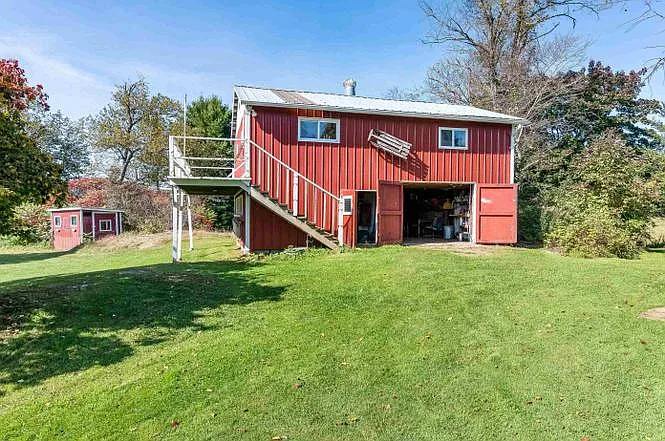 26 Maple St — Photo 35