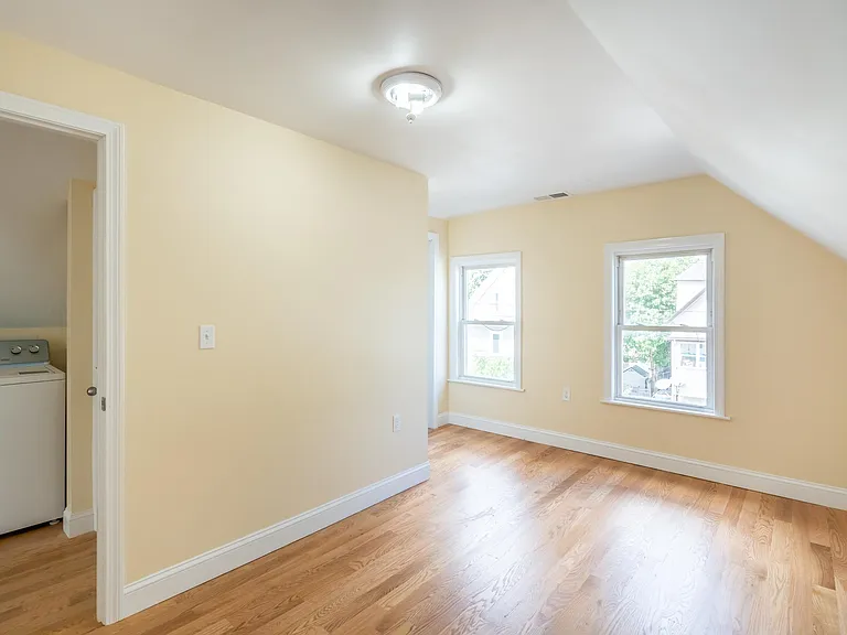 8 Martin St #3 — Photo 6