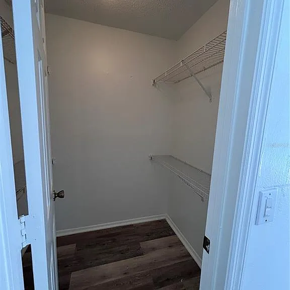 2608 Spring Hill Dr — Photo 31