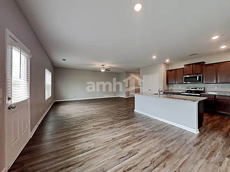 3315 Ridge Hill Pkwy — Photo 7
