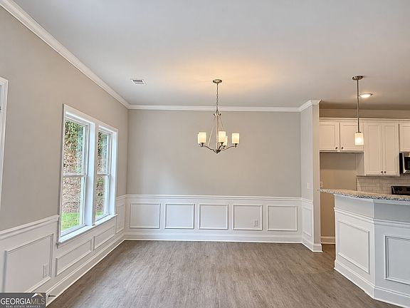 5th image of 4480 Rivercliffs Way