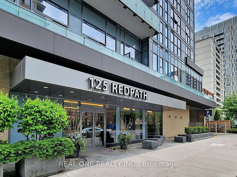 125 Redpath Ave #Penthouse 112 — Photo 2