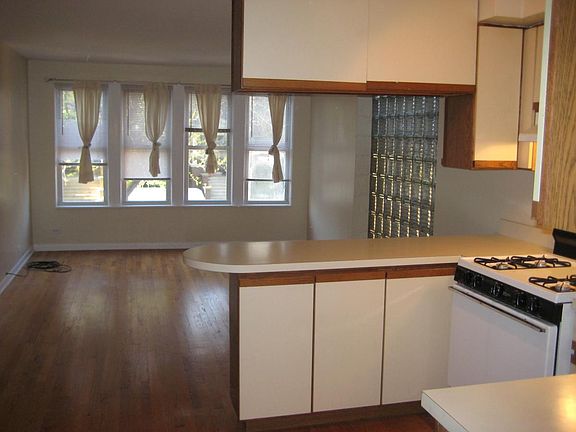 3rd image of 1243 W Hood Ave APT 1