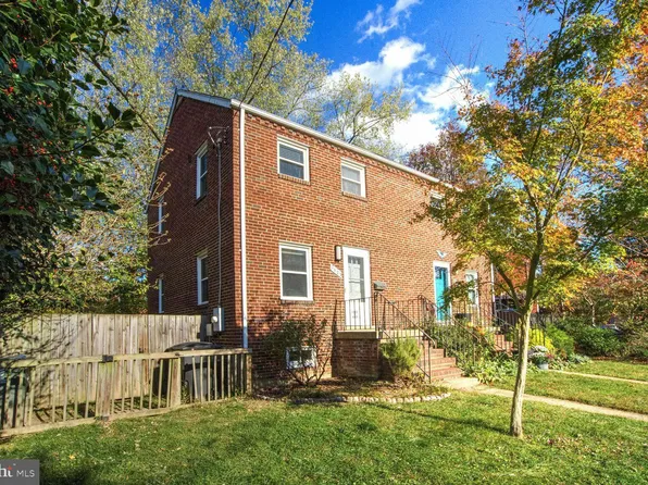 2523 N Winchester St, Arlington, VA 22213