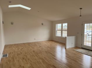 2122 Granville Rd, Fairfield, IA 52556