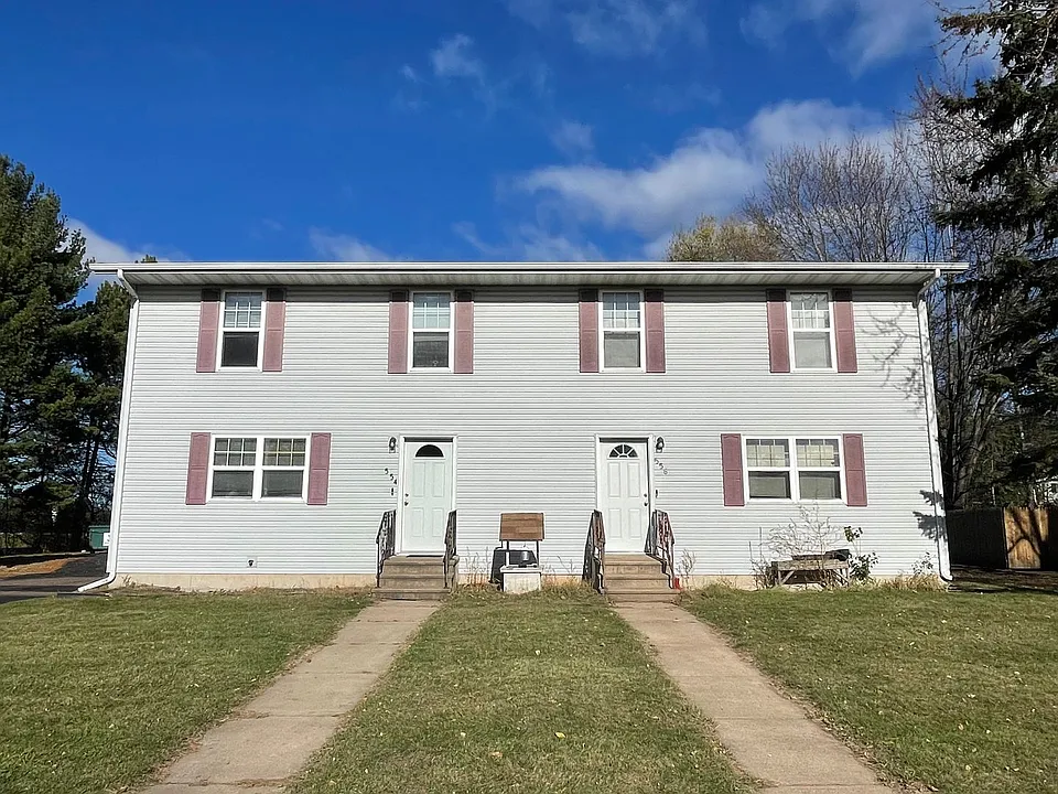 554-556 E Wisconsin St