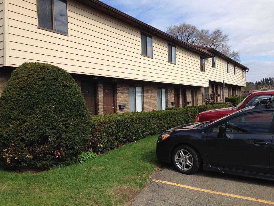 2nd image of 9 Kattelville Rd #A