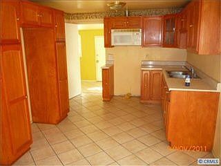 3rd image of 4134 Maris Ave