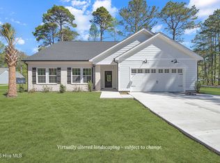 470 Oakwood Dr NW, Calabash, NC 28467
