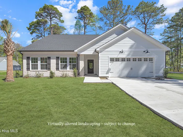 470 Oakwood Drive NW, Calabash, NC 28467