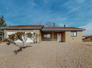 360 Macy Ct, Rio Communities, NM 87002