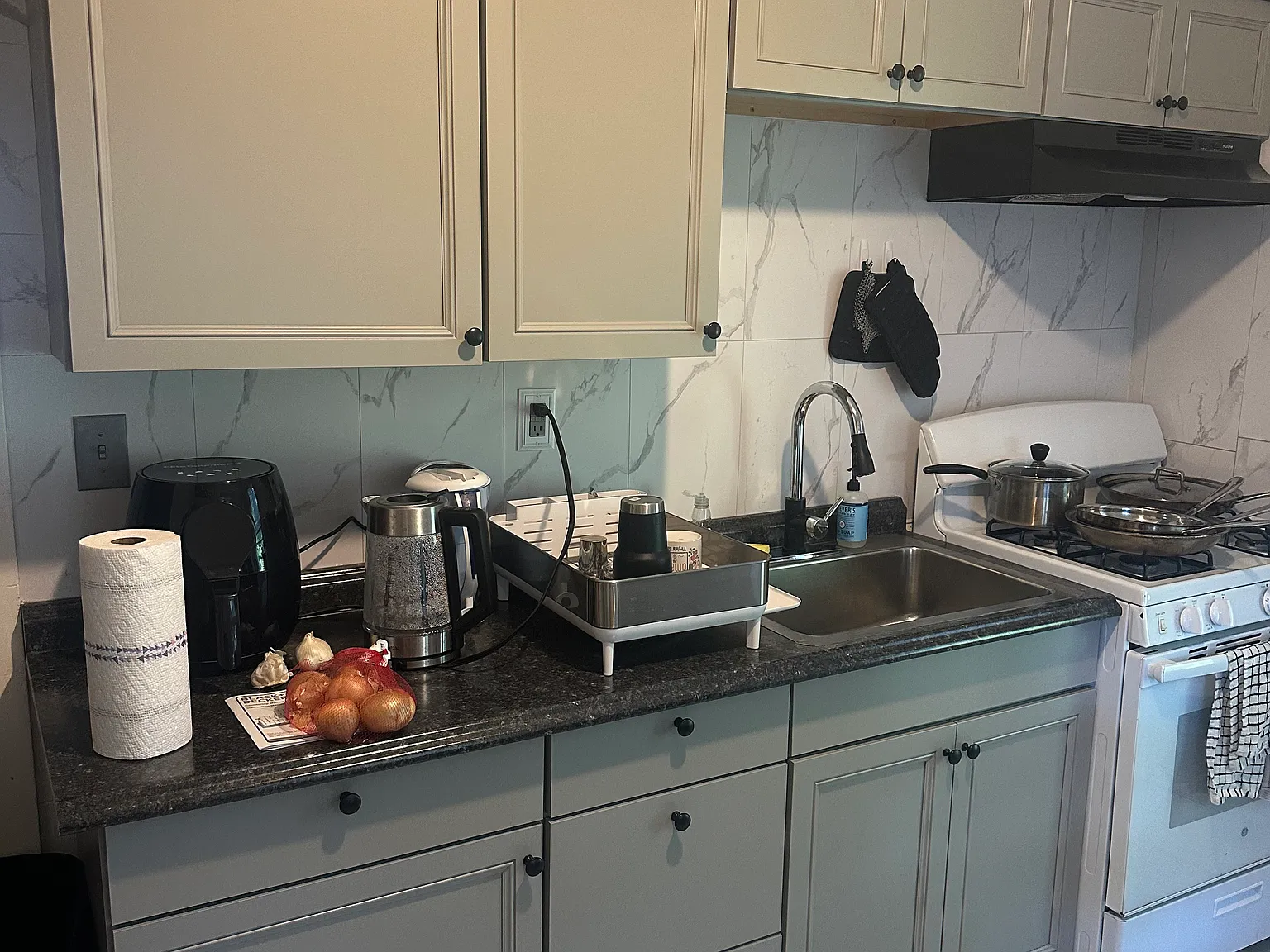 302 Mitchell St — Photo 3