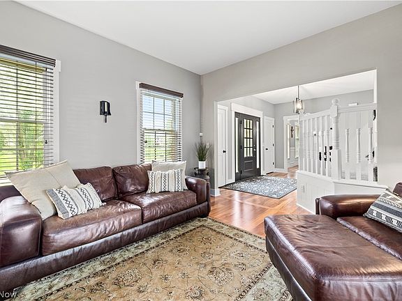 5th image of 4363 Lakeview Glen Dr