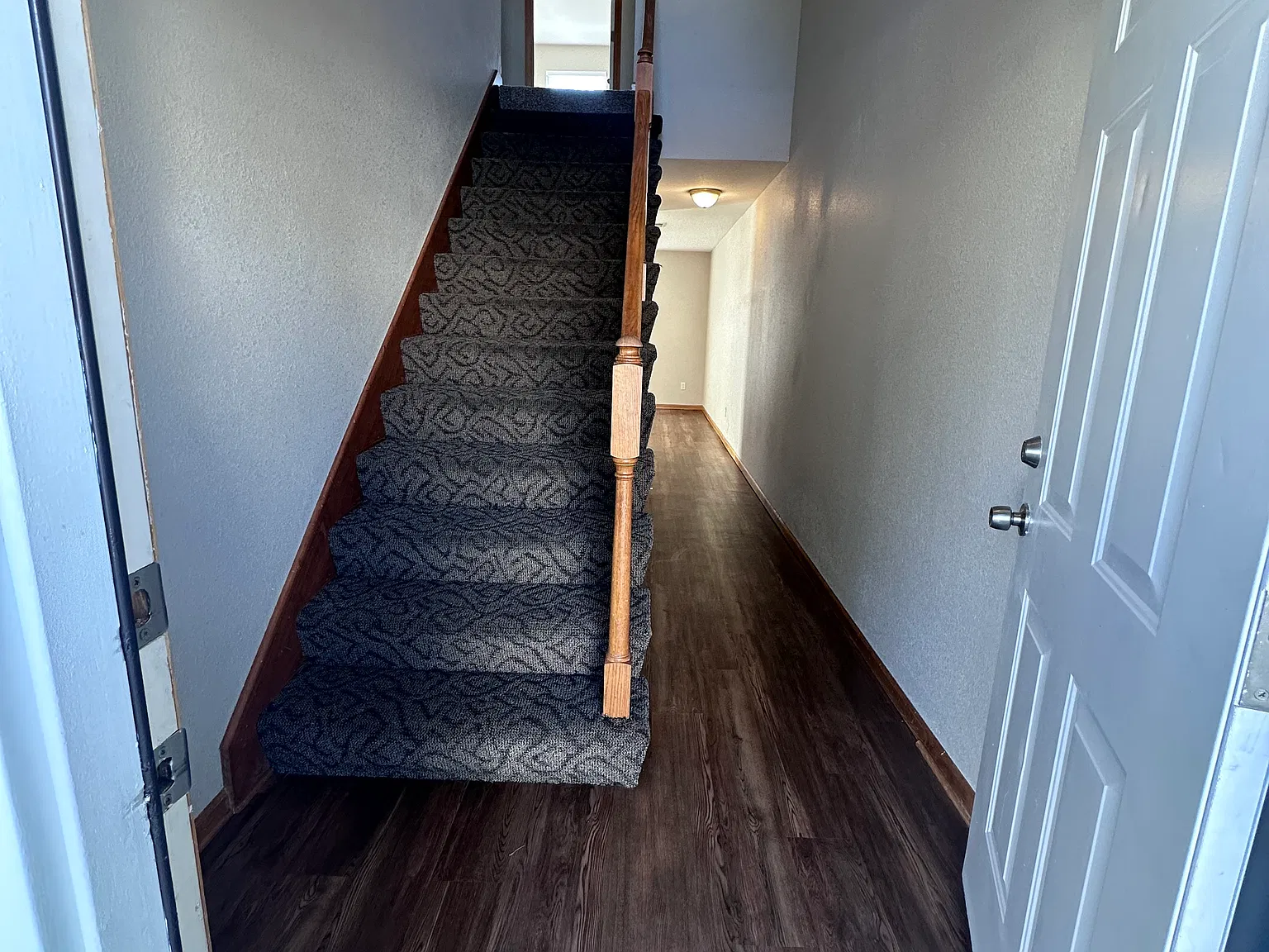 3 bed, 2.5 bath, 1536 sqft, $1,599 — Photo 3