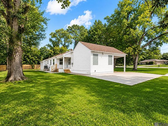 2nd image of 2614 Drusilla Ln