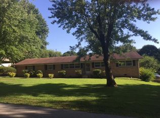 206 Jackson Hgts Rd, Columbia, TN 38401