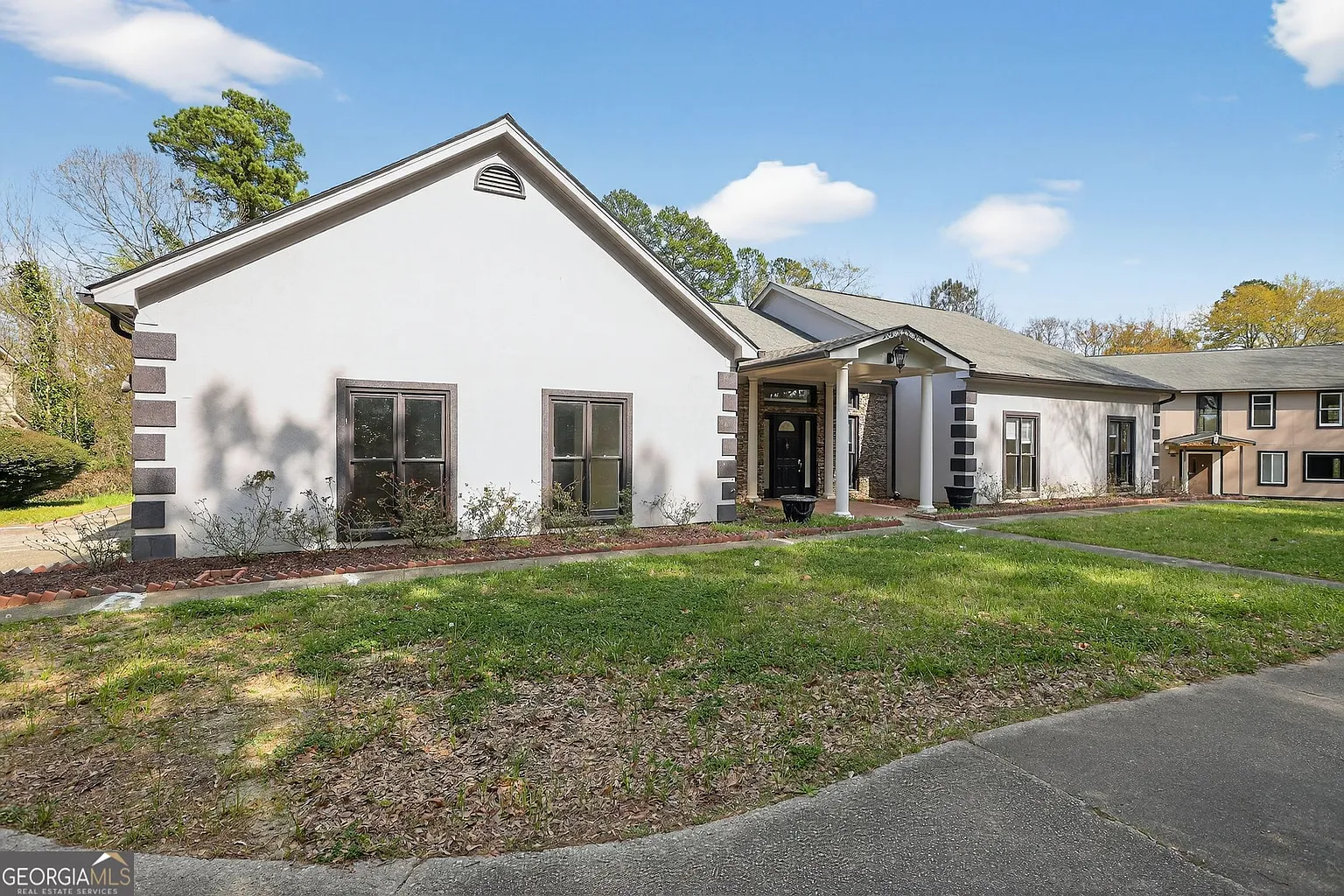 2320 Copper Trail Ln photo 1