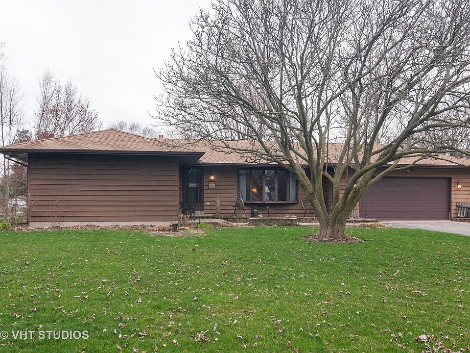 1st image of 7S270 Mary Dr