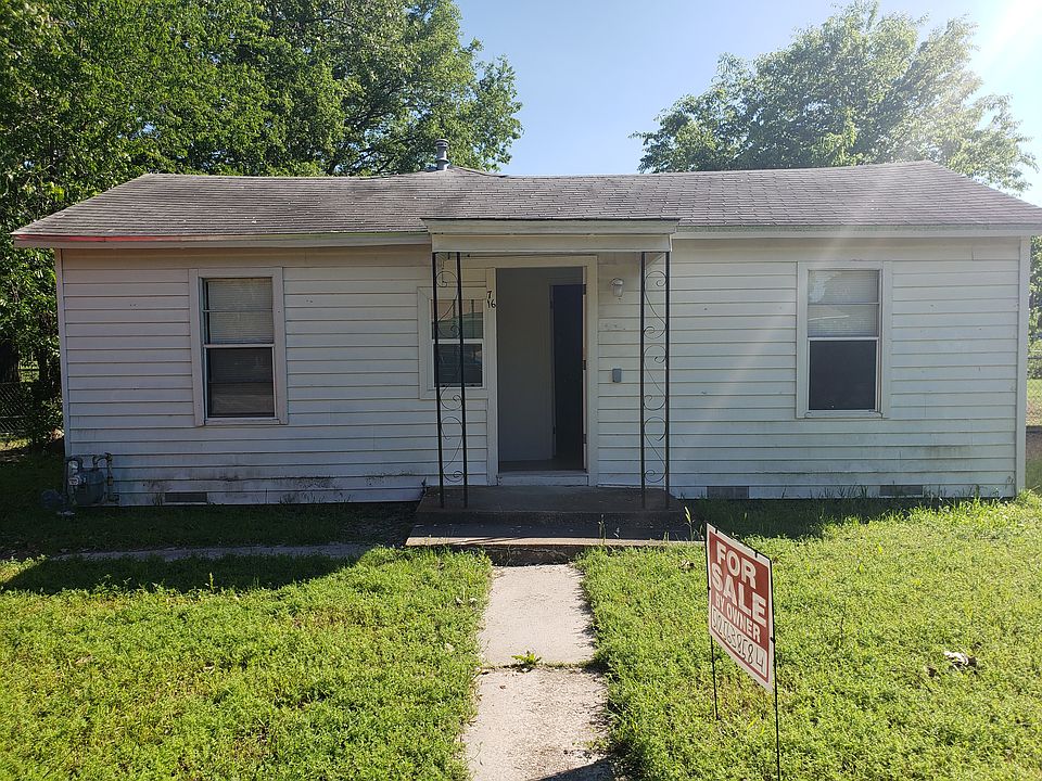 1st image of 716 W Avenue J