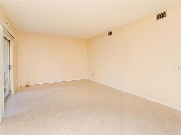 3rd image of 200 Maitland Ave APT 211