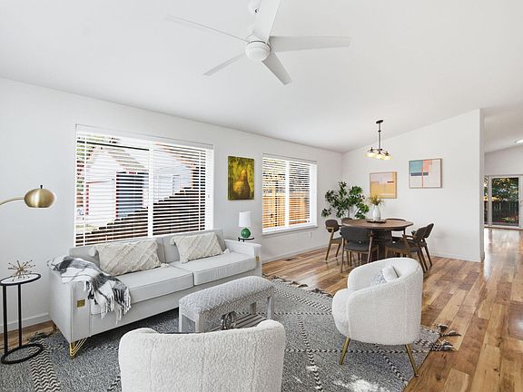 4th image of 62815 Snowcap Ct