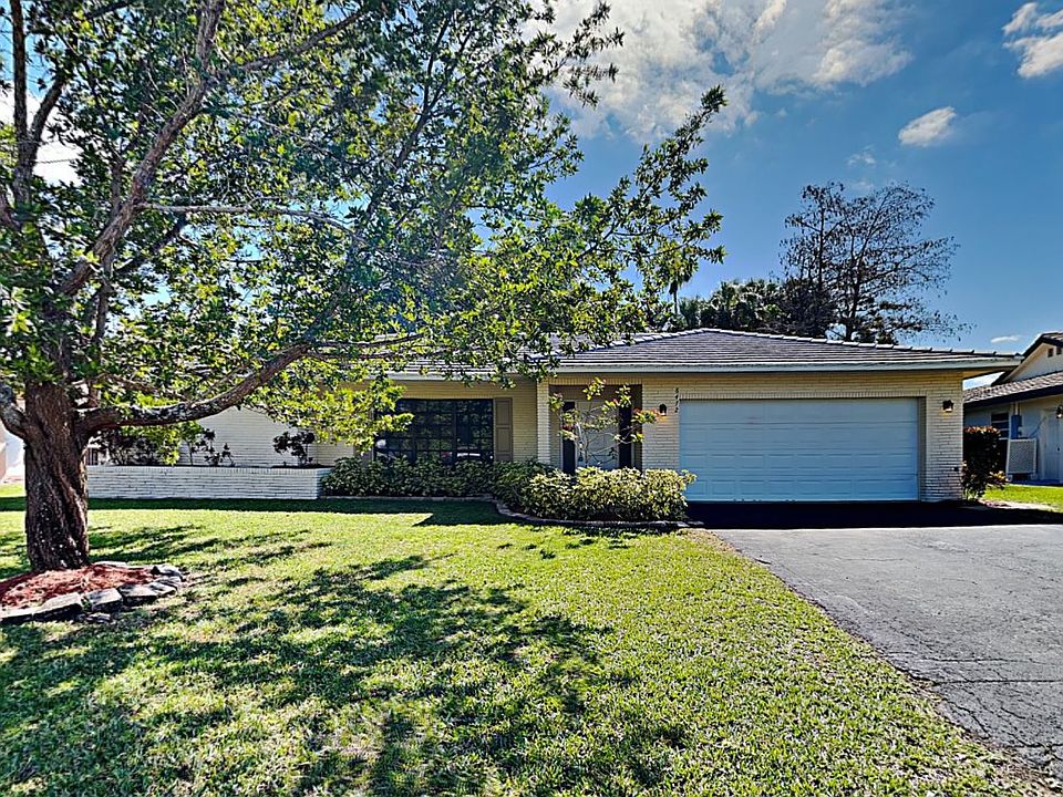 1st image of 8472 NW 14th St