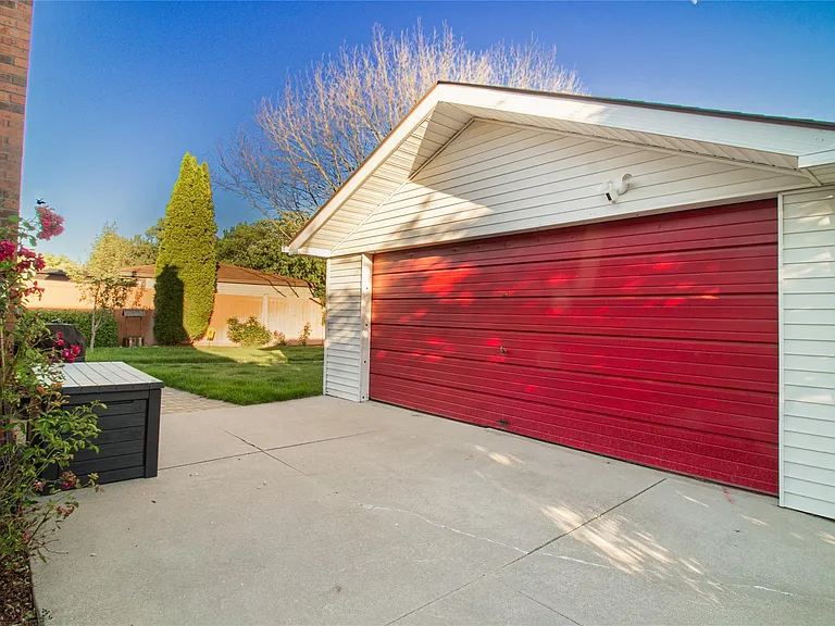 4300 Connie Dr — Photo 26