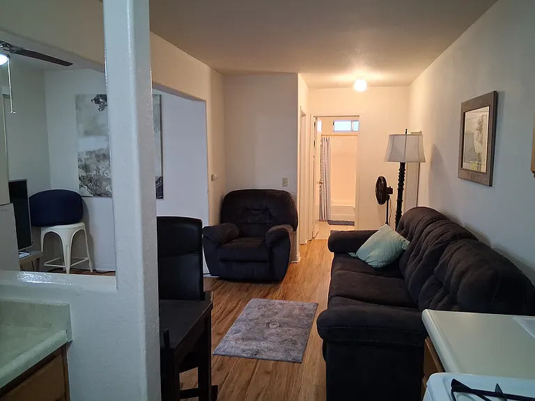 610 Olive Ave — Photo 15