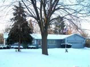 826 W Hart Rd, Beloit, WI 53511