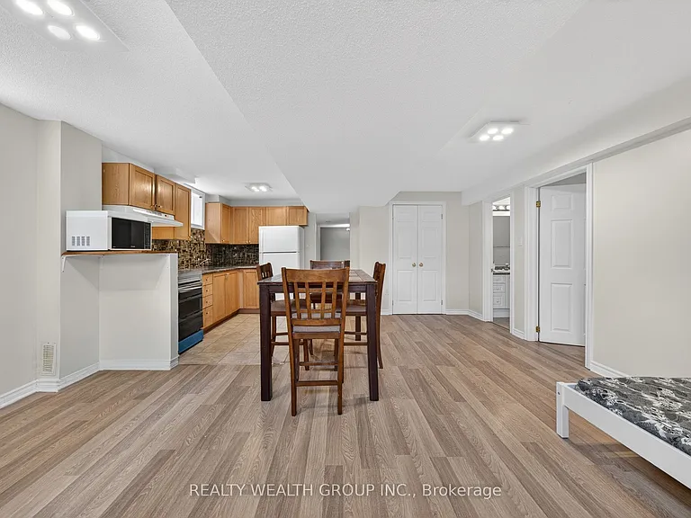 79 Hanmer St E #LOWER — Photo 6