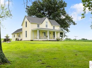 12189 119th Rd, Sweet Springs, MO 65351