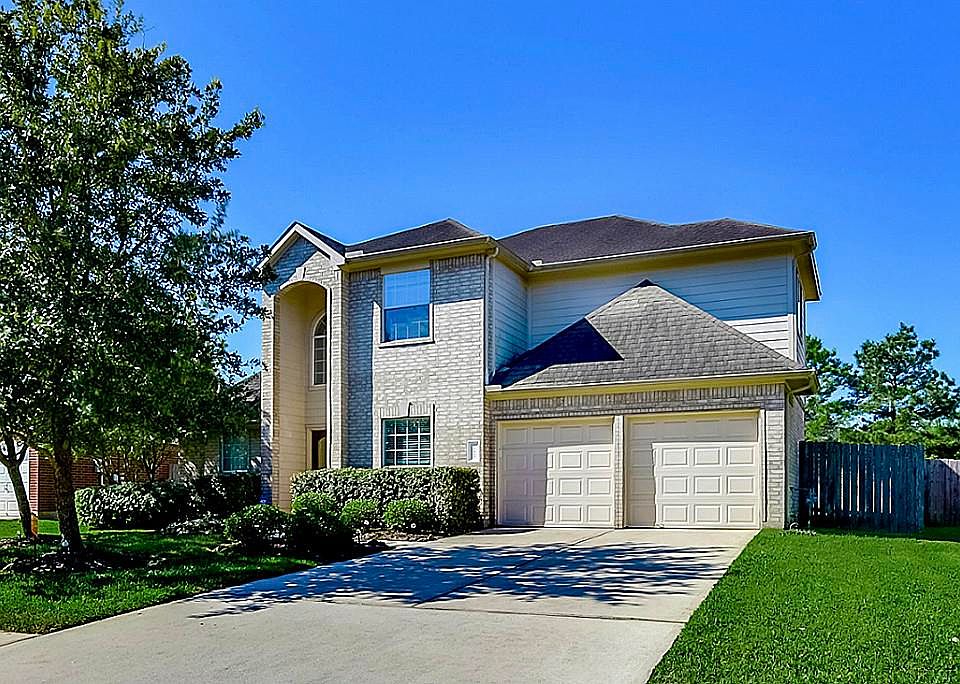 1st image of 15027 Summer Knoll Ln