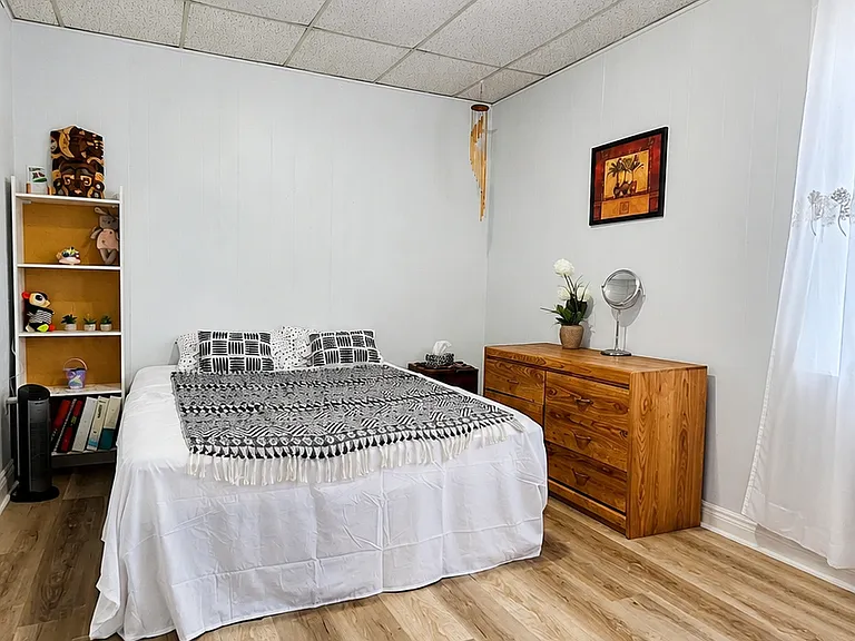 44 Morrison St — Photo 4