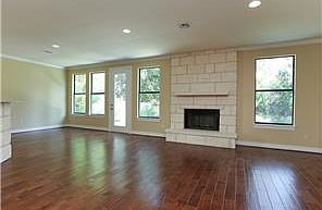 4th image of 30010 Oakland Hills Dr