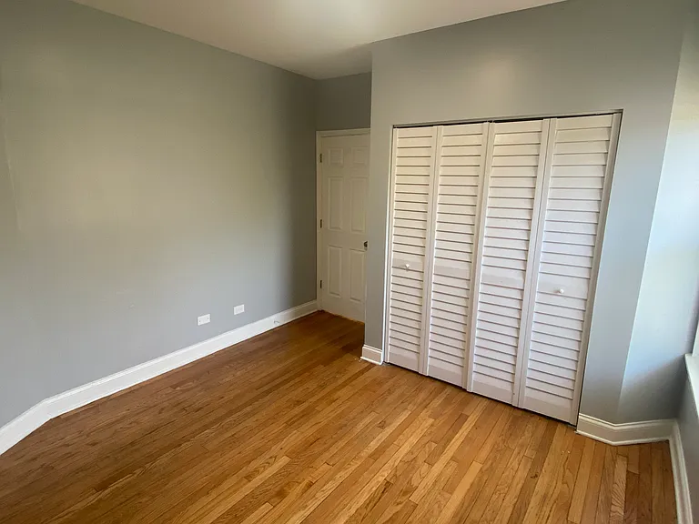 Emerald Apartments — Photo 13