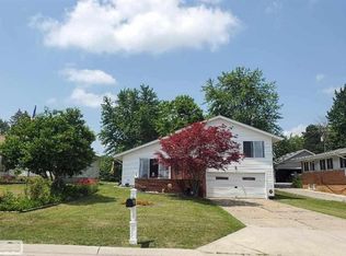 2700 River Rd, Marysville, MI 48040