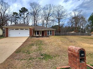 718 Cara Jane Dr, Redfield, AR 72132
