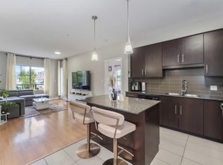 22290 North Ave #404, Maple Ridge, BC V2X