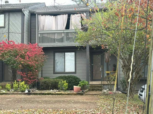 4564 S Trace Blvd, Old Hickory, TN 37138
