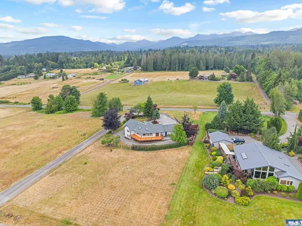 11 Les Saints Rd, Sequim, WA 98382
