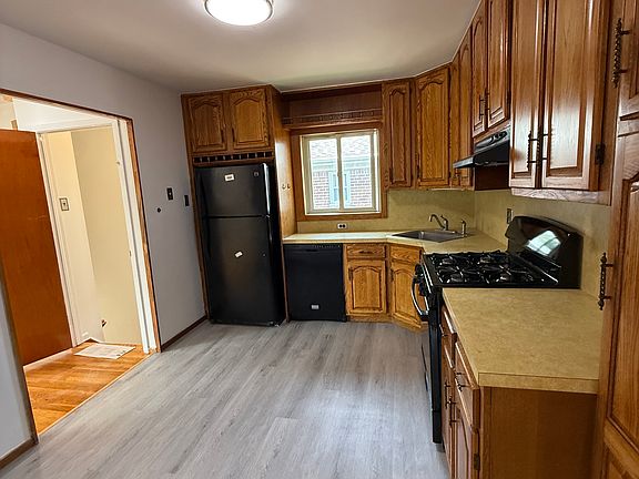 3rd image of 1743 201st St #2
