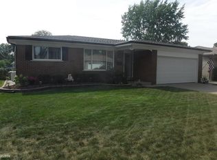 28151 Wexford Dr, Warren, MI